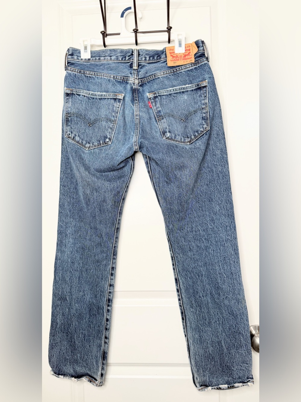 Levi’s 501 Jeans W31 L30 Blue 100% Cotton Button Fly Straight Leg Distressed - Picture 6 of 9